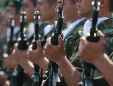 Σε αυξημένη επιφυλακή βρίσκονται οι Ένοπλες Δυνάμεις λόγω της πυραυλικής επίθεσης των ΗΠΑ στην Συρία